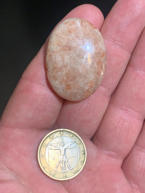 Pierre du Soleil - Galet de massage/ pierre plate - 38 x 28 x 8 mm - 25 gr.