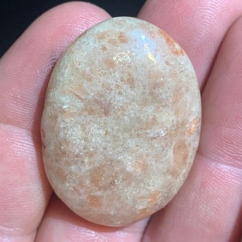 Pierre du Soleil - Galet de massage/ pierre plate - 38 x 28 x 8 mm - 25 gr.