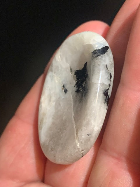 Pierre de Lune - Galet de massage/ pierre plate - 42 x 32 x 8 mm - 18 gr.