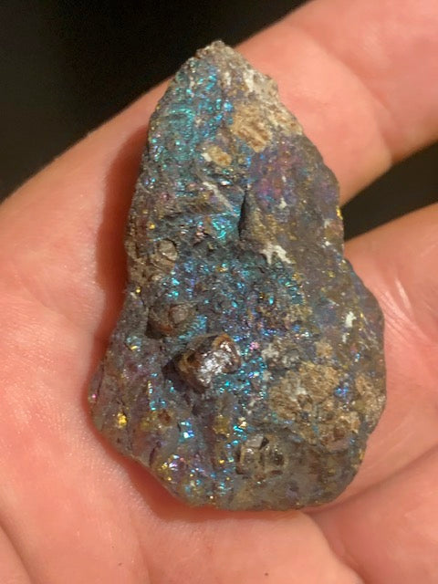 Chalcopyrite - Spécimen brut - ± 46 x 30 x 13 mm - ± 29,8 gr.
