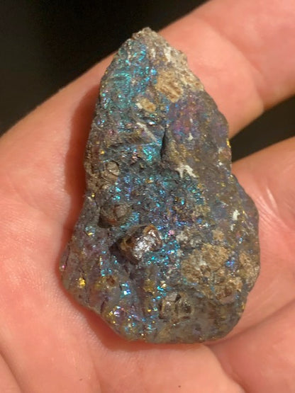 Chalcopyrite - Spécimen brut - ± 46 x 30 x 13 mm - ± 29,8 gr.