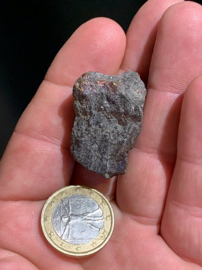 Chalcopyrite - Spécimen brut - ± 35 x 23 x 17 mm - ± 30 gr.