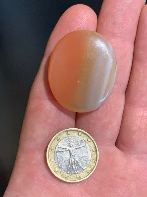 Cornaline - Galet de massage/ pierre plate - 36 x 30 x 8 mm - 14 gr.