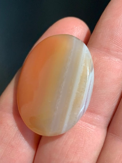 Cornaline - Galet de massage/ pierre plate - 36 x 30 x 8 mm - 14 gr.