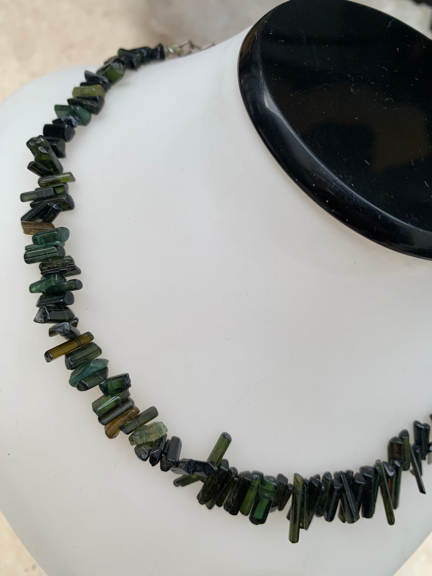 Bijoux d'exception, superbe collier en perle naturelle de tourmaline verte - verdelite - 40 cm - fait sur Argent ! Véritable œuvre d'art, chaque perle est un joyau !