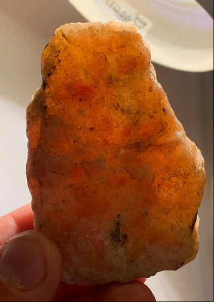 Pierre du Soleil - Spécimen brut - 78 x 53 x 19 mm - 97,9 gr.