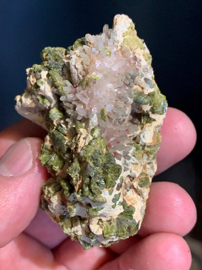 Wavellite avec Quartz - Spécimen brut rare, collection ancienne - 60 x 43 x 36 mm - 87,4 gr.