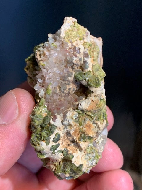 Wavellite avec Quartz - Spécimen brut rare, collection ancienne - 60 x 43 x 36 mm - 87,4 gr.