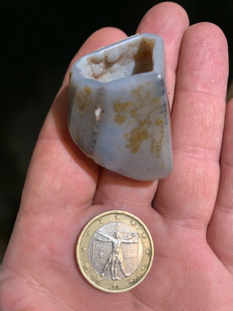 Agate Polyédrique, petite géode - 45 x 35 x 26 mm - 19,5 gr.