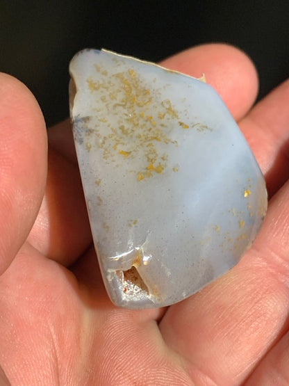 Agate Polyédrique, petite géode - 45 x 35 x 26 mm - 19,5 gr.