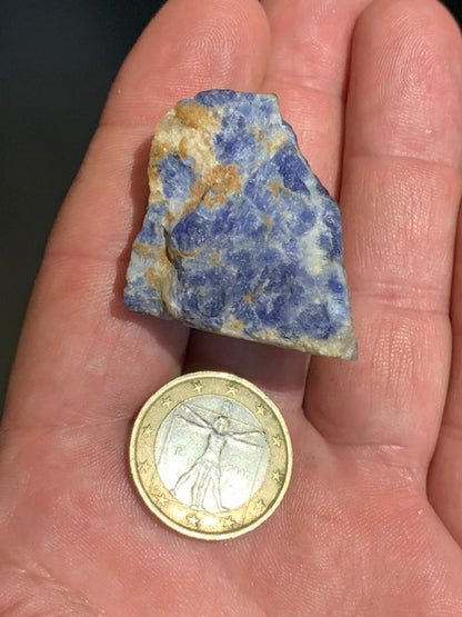Sodalite - Spécimen brut - 34 x 32 x 20 mm - 25,2 gr.