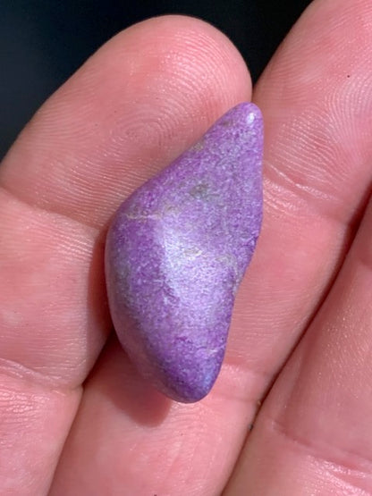 Stichite – Pierre roulée - 32 x 16 x 13 mm/ 4,6 gr.