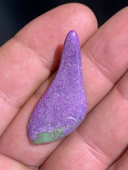 Stichite – Pierre roulée - 38 x 17 x 5 mm/ 2,3 gr.