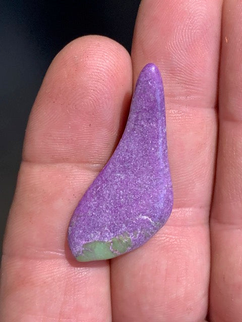 Stichite – Pierre roulée - 38 x 17 x 5 mm/ 2,3 gr.