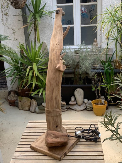 Lampe en bois flotté de la Loire (88 × 44 × 23 cm, ± 4 kg) – Avec câble et interrupteur, ampoule non incluse - Création Zen Curiosity