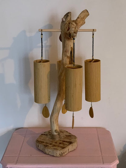 Support en bois flotté pour tingsha, carillon (Koshi, Zaphir...). ± 60 cm - Création Zen Curiosity