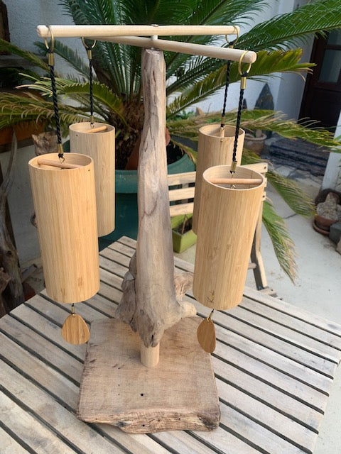 Support en bois flotté, tronc démontable et branches pliables, pour carillons Koshi/Zaphir – 49 x 25 x 25 cm, création Zen Curiosity