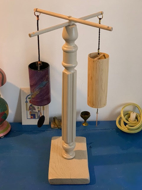 Support en bois recyclé, branches pliables, pour carillons Koshi/Zaphir – 49 x 25 x 25 cm - Création Zen Curiosity