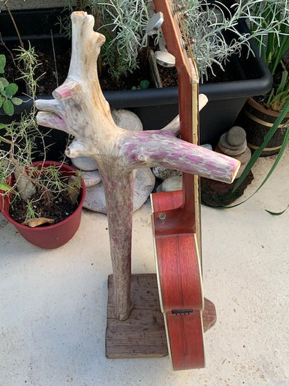 Support en bois flotté pour guitare, basse, instrument avec manche - 94 x 32 x 23 cm- Création Zen Curiosity