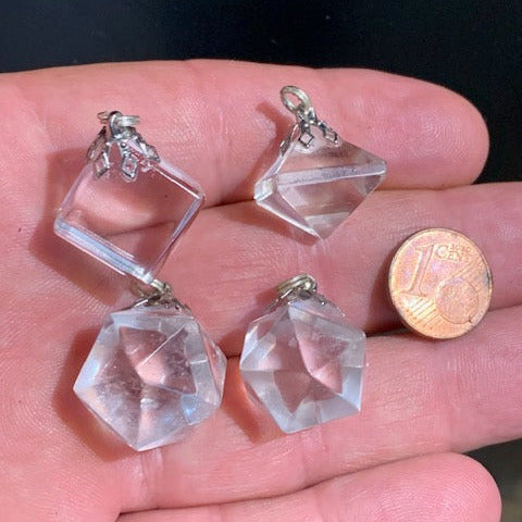 Pendentifs Solides de Platon en cristal de roche à l'unité, de 15 x 15 mm environ - Qualité AA à AAA
