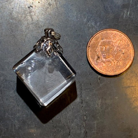 Pendentifs Solides de Platon en cristal de roche à l'unité, de 15 x 15 mm environ - Qualité AA à AAA