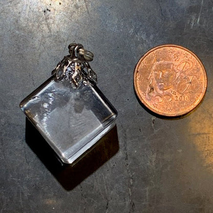 Pendentifs Solides de Platon en cristal de roche à l'unité, de 15 x 15 mm environ - Qualité AA à AAA