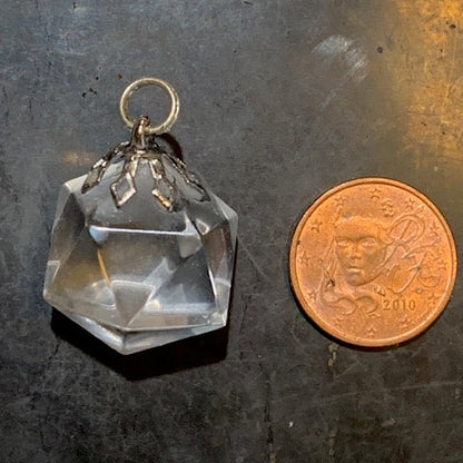 Pendentifs Solides de Platon en cristal de roche à l'unité, de 15 x 15 mm environ - Qualité AA à AAA