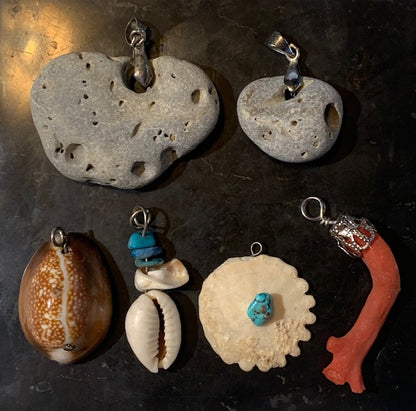 Collection 'Océan, Mer & Plage', pendentifs à l'unité monté par Zen Curiosity - Galet, Coquillage, Corail...