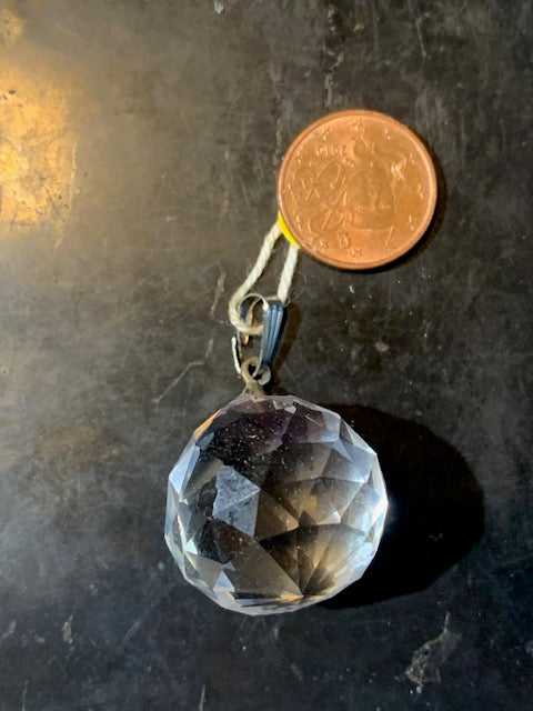 Pendentif Vogel en cristal de roche (quartz) - 48 facettes - Ø 21 mm de diamètre