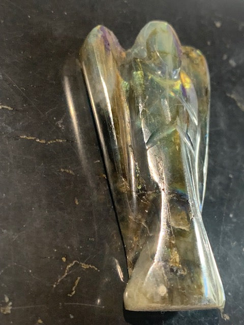 Ange en Labradorite - ± 55 x 30 x 10 mm - ± 25 gr.