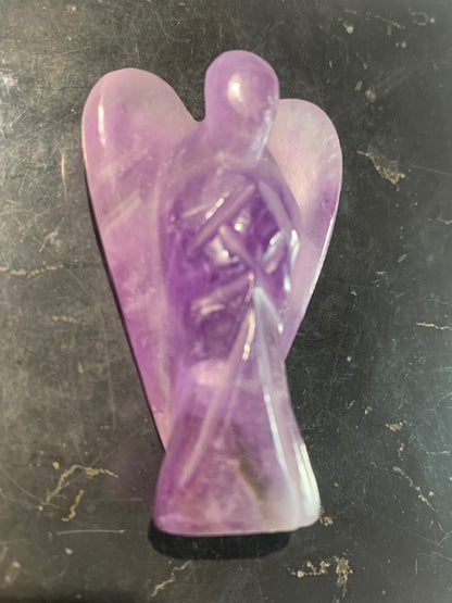 Ange en Améthyste - ± 55 x 30 x 10 mm - ± 29 gr.
