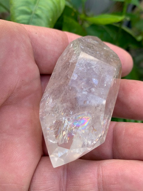 Cristal de roche, pointe bi-déterminée naturelle de 70 x 35 x 27 mm - 79,5 gr.