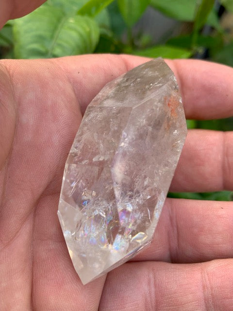 Cristal de roche, pointe bi-déterminée naturelle de 70 x 35 x 27 mm - 79,5 gr.