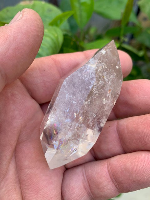 Cristal de roche, pointe bi-déterminée naturelle de 70 x 35 x 27 mm - 79,5 gr.