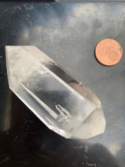 Cristal de roche, pointe bi-déterminée naturelle à 6 faces - 61 x 27 x 22 mm - 53,2 gr.