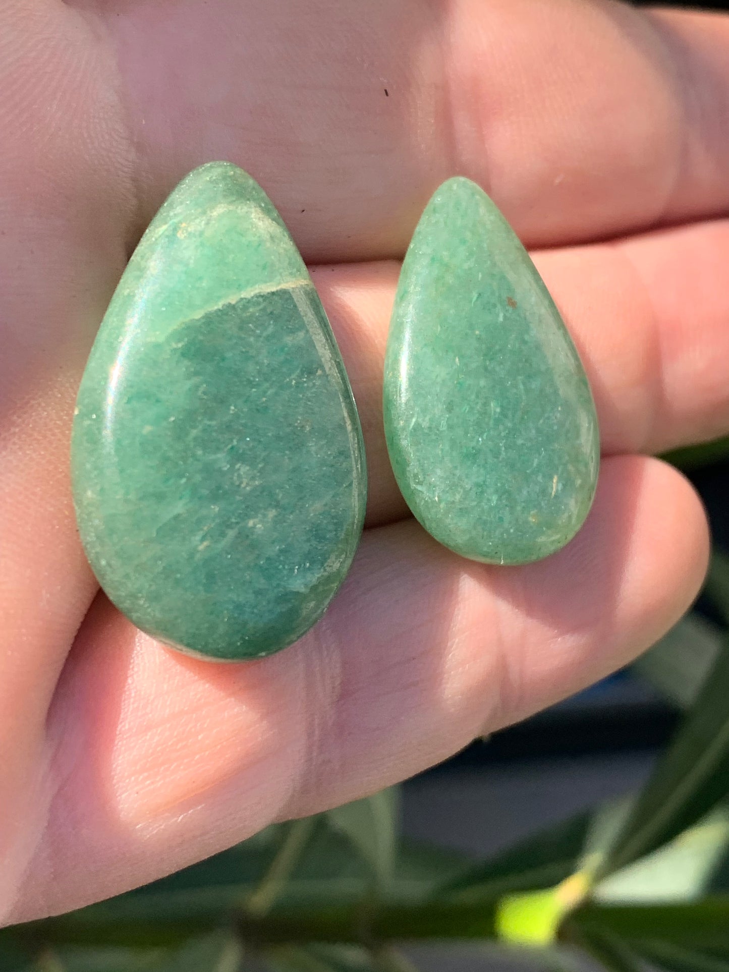 Quartz vert/ Aventurine, cabochon 'goutte', qualité A à AA, 30 x 20 x 8 mm environ, parfait pour la bijouterie, collection, lithothérapie...