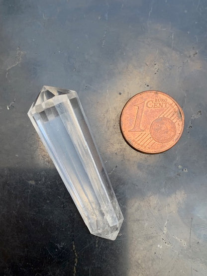 Cristal de roche Vogel, pointe bi-déterminée à 12 faces - 41 mm x 12 de diamètre - 8,6 gr.