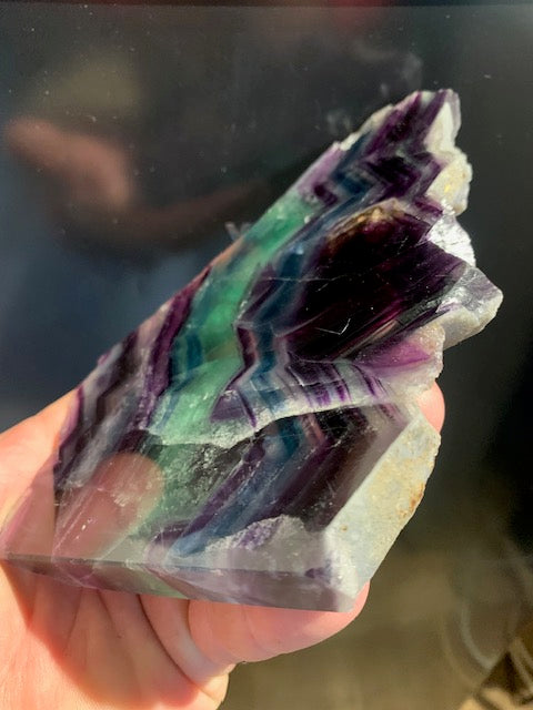 Fluorite multicolore, plaque sciée de 150 x 122 x 12 cm / 483 gr. - magnifique pièce !