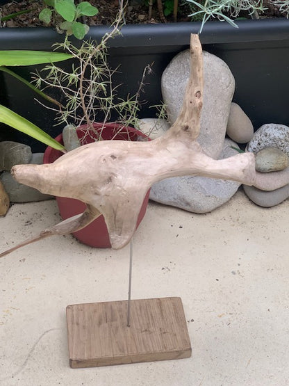 Sculpture en bois flotté de Loire - 65 cm de hauteur × 44 × 17 / ± 1,2 kg - Création Zen Curiosity