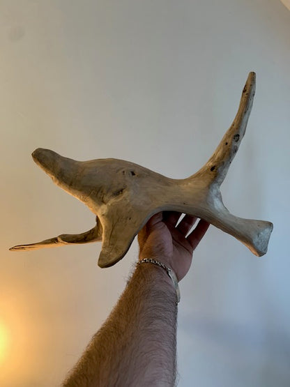 Sculpture en bois flotté de Loire - 65 cm de hauteur × 44 × 17 / ± 1,2 kg - Création Zen Curiosity