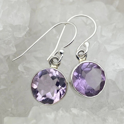 Boucles d'oreilles en Améthyste, cabochon facetté sertis Argent 925, qualité AA à AAA !