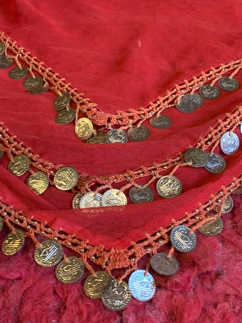Ceinture de danse orientale rouge à pièces métalliques - 140 x 50 x 1 cm - Algérie