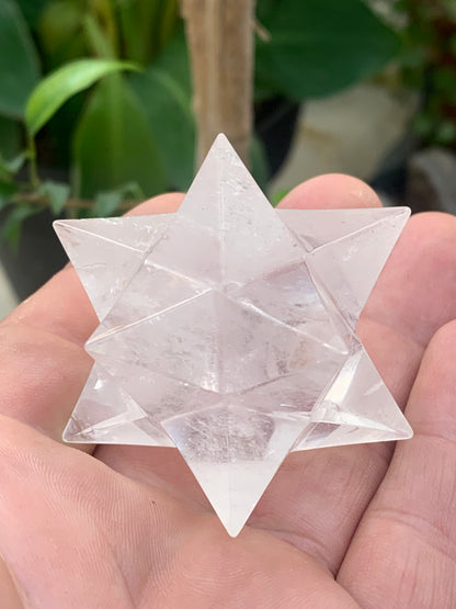 Étoile de Sirius (12 branches) en cristal de roche (quartz). Ø 60mm de diamètre - 103,8 grammes !