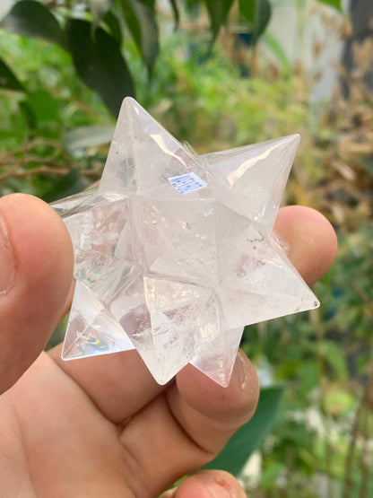 Étoile de Sirius (12 branches) en cristal de roche (quartz). Ø 64mm de diamètre - 122 grammes !
