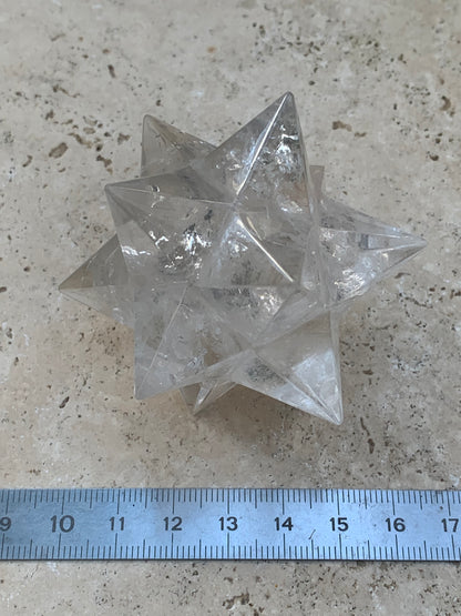 Étoile de Sirius (12 branches) en cristal de roche (quartz). Ø 67mm de diamètre - 126,3 grammes !