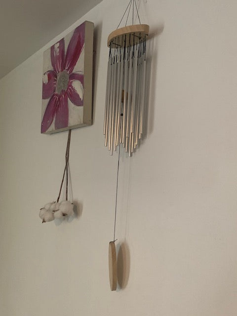 Wind chime with "22 tubes" that form a harmonious and very rich musical scale! 40 cm - 222 g. A superb creation!