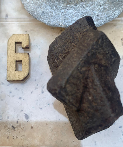 Staurotide/ staurolite, pièces au choix, magnifiques spècimens avec une croix naturelle. Provenance de Russie ou France !