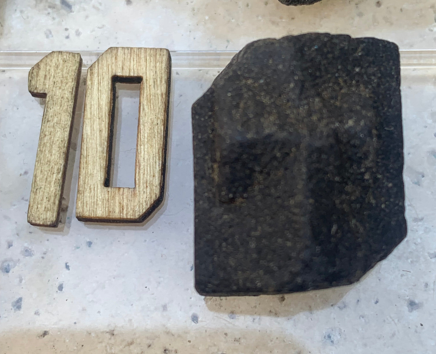 Staurotide/ staurolite, pièces au choix, magnifiques spècimens avec une croix naturelle. Provenance de Russie ou France !