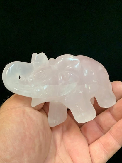 Quartz rose, Éléphant de taille L - 10 x 7 x 4 centimètres - 300 grammes