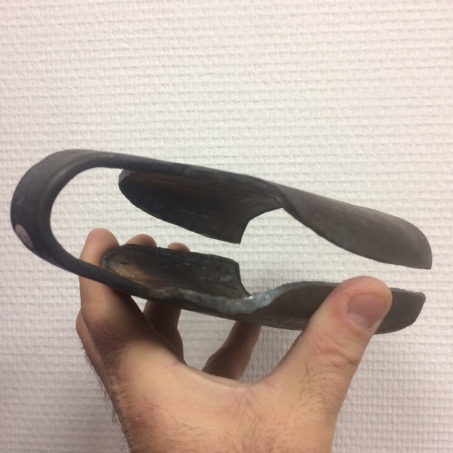 Cloches Africaine en métal de 12 à 31 cm. Parfait pour les stands de percussions !